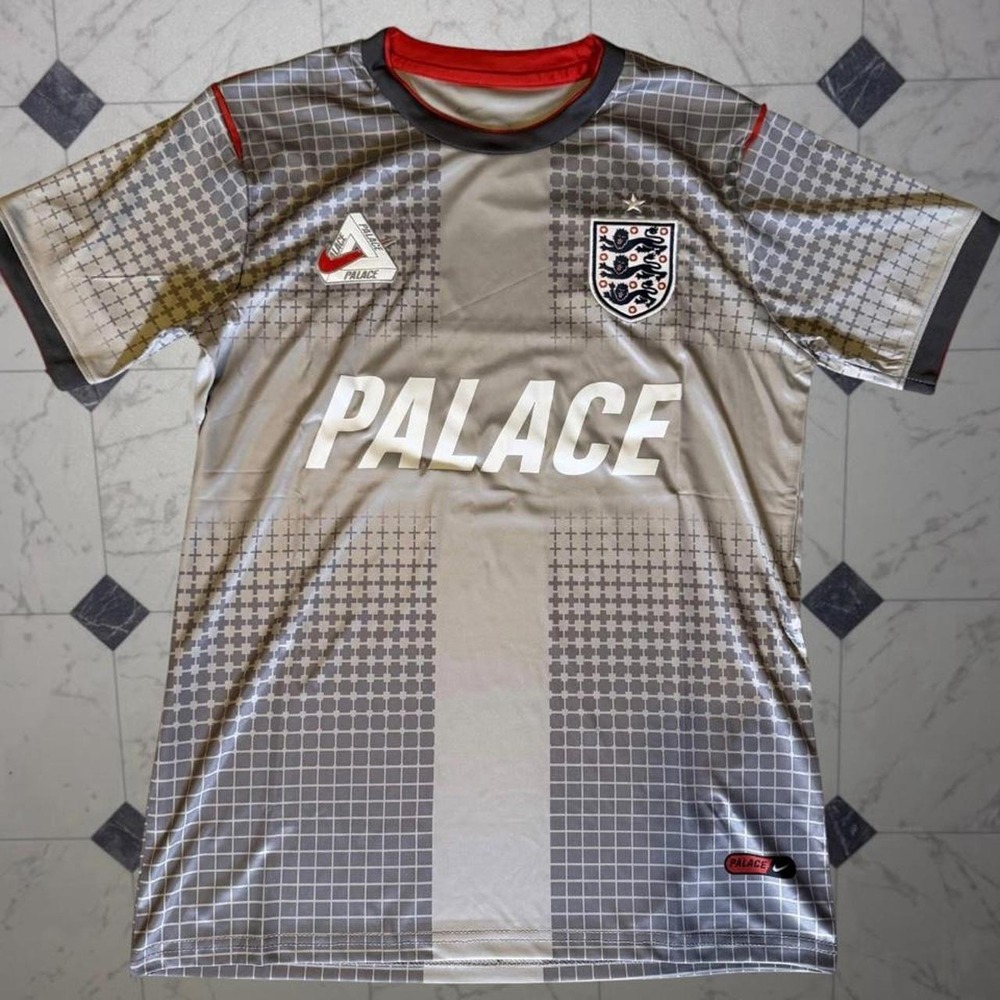 Palace x Nike England Dri-Fit Academy Pro Football Top Size M
